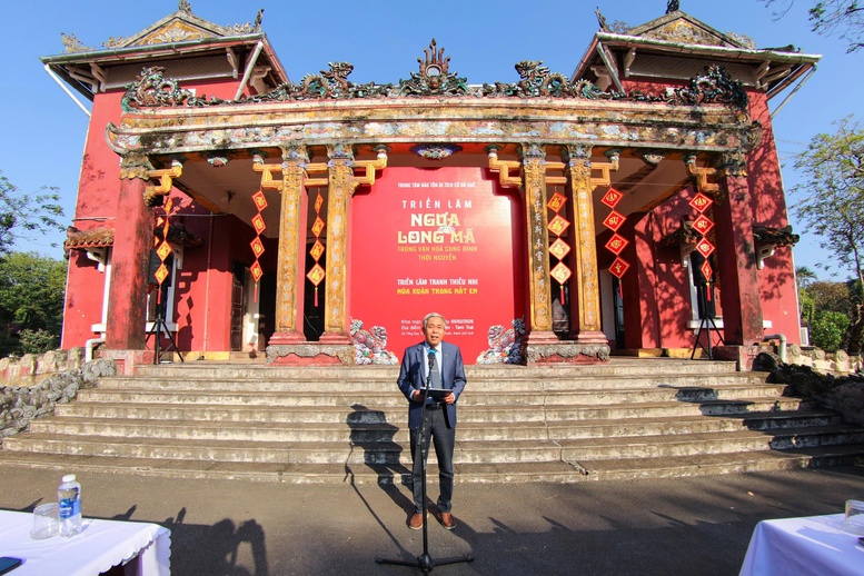 'Chuyển ngữ' di sản để trao truyền cho thế hệ trẻ- Ảnh 4. 'Chuyển ngữ' di sản để trao truyền cho thế hệ trẻ- Ảnh 4.