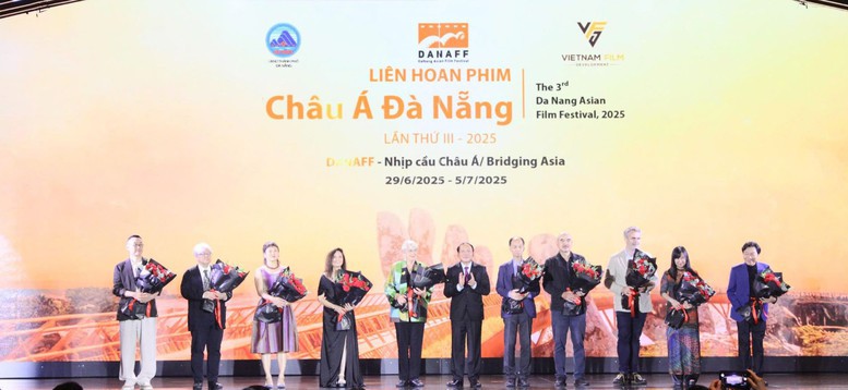 Bài 2: Mở ra ‘cánh cửa’ cho điện ảnh Việt vươn tầm thế giới- Ảnh 3.