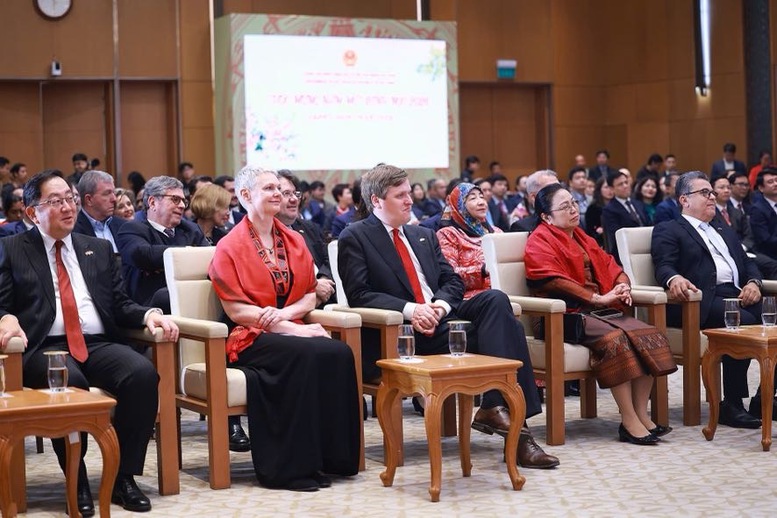 Thủ tướng Phạm Minh Chính chủ trì chiêu đãi Đoàn ngoại giao tại Việt Nam- Ảnh 6.