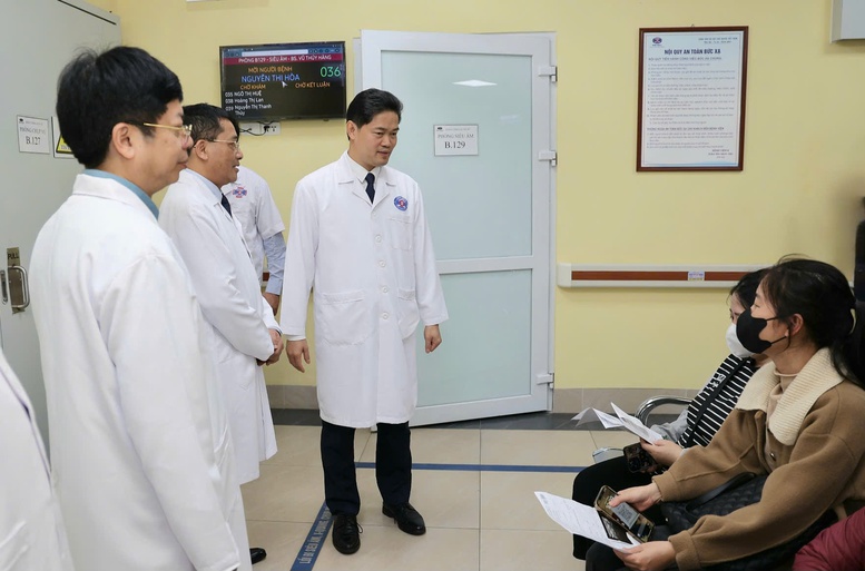 Vận hành hệ thống xạ trị hiện đại, tăng cơ hội điều trị cho người bệnh- Ảnh 2.