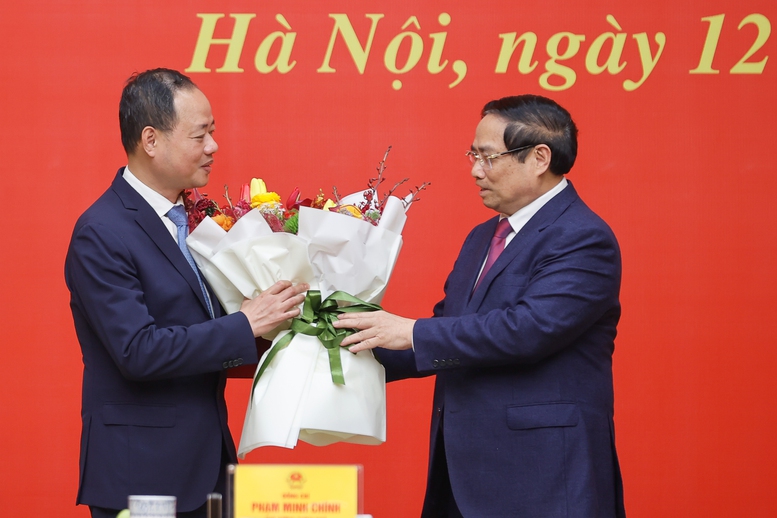 Thủ tướng trao quyết định bổ nhiệm Chủ tịch Viện Hàn lâm Khoa học và Công nghệ Việt Nam- Ảnh 2.