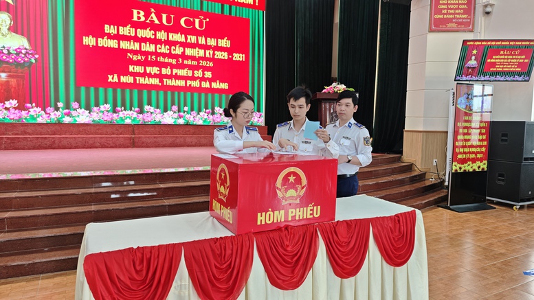 Chùm ảnh: Cử tri cả nước nô nức tham gia "Ngày hội non sông"- Ảnh 43.