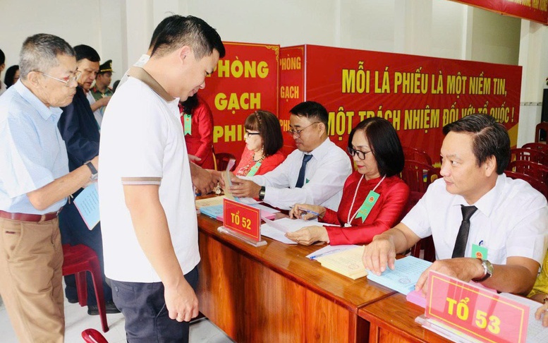 Hơn 93% cử tri cả nước đã đi bầu cử, 5 tỉnh đạt tỉ lệ gần tuyệt đối