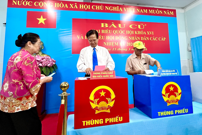 Chùm ảnh: Cử tri cả nước nô nức tham gia 