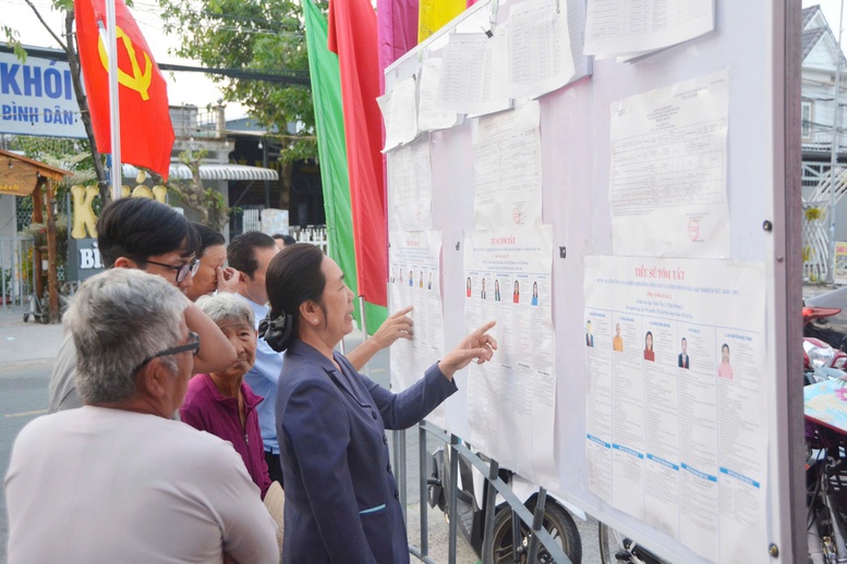 Chùm ảnh: Cử tri cả nước nô nức tham gia 