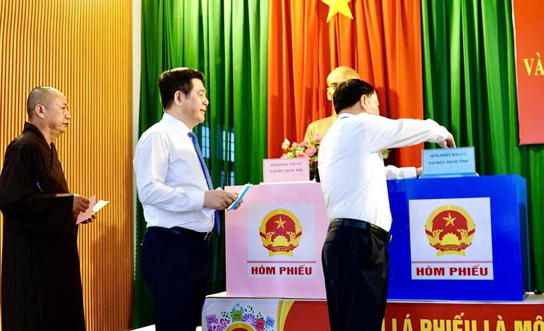 Chùm ảnh: Cử tri cả nước nô nức tham gia "Ngày hội non sông"- Ảnh 27.