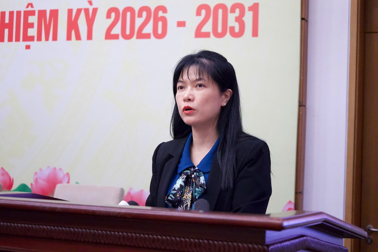 Nhiều điểm bỏ phiếu ghi nhận số lượng cử tri đi bỏ phiếu đông từ giờ đầu tiên- Ảnh 1. Nhiều điểm bỏ phiếu ghi nhận số lượng cử tri đi bỏ phiếu đông từ giờ đầu tiên- Ảnh 1.