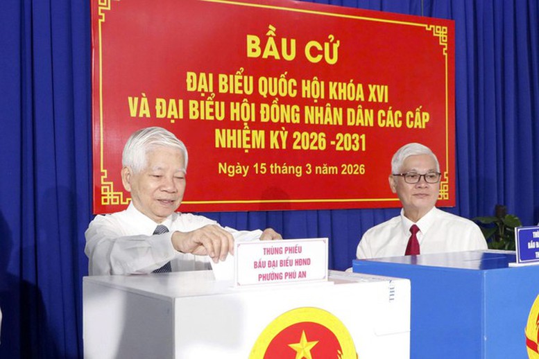 Chùm ảnh: Cử tri cả nước nô nức tham gia 