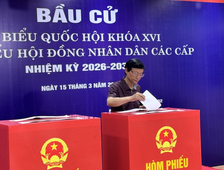 Chùm ảnh: Cử tri cả nước nô nức tham gia 