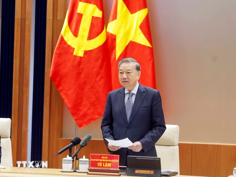 Tổng Bí thư Tô Lâm: Xây dựng thành phố Hải Phòng trở thành trung tâm công nghiệp và cảng biển hiện đại- Ảnh 3. Tổng Bí thư Tô Lâm: Xây dựng thành phố Hải Phòng trở thành trung tâm công nghiệp và cảng biển hiện đại- Ảnh 3.