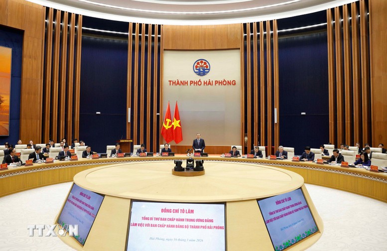 Tổng Bí thư Tô Lâm: Xây dựng thành phố Hải Phòng trở thành trung tâm công nghiệp và cảng biển hiện đại- Ảnh 1. Tổng Bí thư Tô Lâm: Xây dựng thành phố Hải Phòng trở thành trung tâm công nghiệp và cảng biển hiện đại- Ảnh 1.