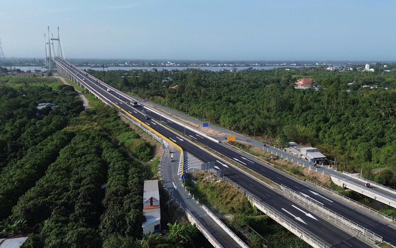 Khi đường cao tốc giúp Đồng bằng sông Cửu Long 'cất cánh'