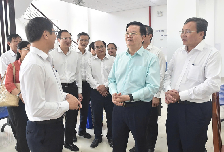 Phó Thủ tướng Mai Văn Chính làm việc với các xã, phường Tây Ninh về kết quả thực hiện chính quyền địa phương hai cấp- Ảnh 1.