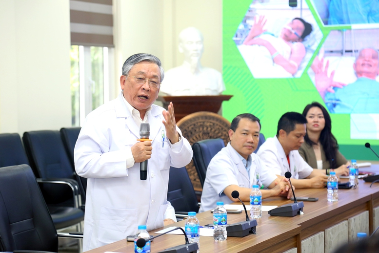 Ghép đồng thời tim và gan hiệu ứng Domino, cứu nhiều người cùng lúc- Ảnh 2.