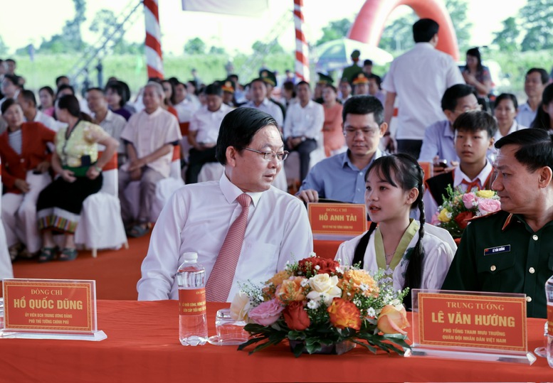 TRỰC TIẾP: Khởi công đồng loạt các trường nội trú liên cấp vùng biên giai đoạn 2- Ảnh 10.