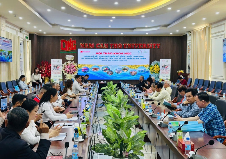 Làm gì để khơi thông 'mạch sống' du lịch đường sông Cần Thơ?- Ảnh 1.