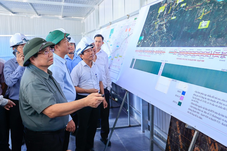 Thủ tướng: Khẩn trương đưa vào khai thác toàn tuyến cao tốc từ Quảng Ngãi tới Nha Trang- Ảnh 3.