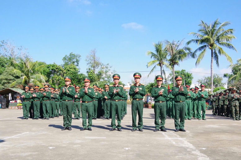 Bộ đội Quân khu 5, Cảnh sát biển đồng loạt ra quân huấn luyện năm 2026- Ảnh 2.