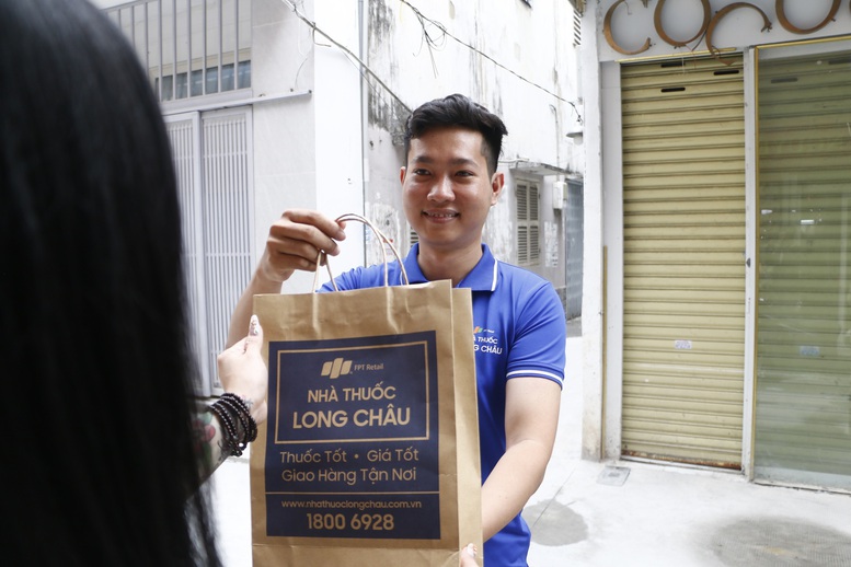 Tiên phong không tăng giá thuốc, Long Châu chọn 'ngược dòng' bão giá leo thang- Ảnh 3.