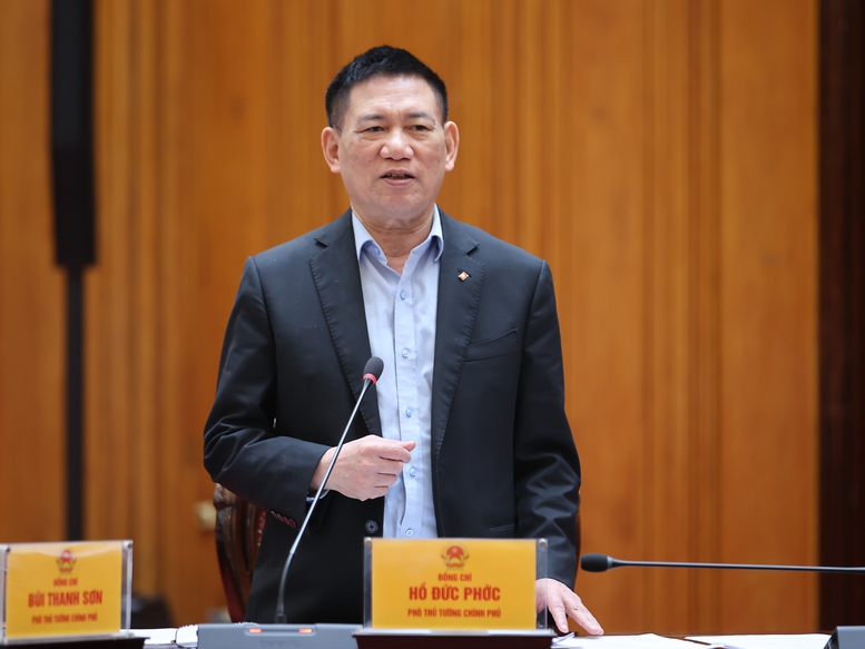 Thủ tướng: Chủ động đáp ứng đủ nhu cầu năng lượng, xăng dầu cho sản xuất, kinh doanh và tiêu dùng- Ảnh 5. Thủ tướng: Chủ động đáp ứng đủ nhu cầu năng lượng, xăng dầu cho sản xuất, kinh doanh và tiêu dùng- Ảnh 5.