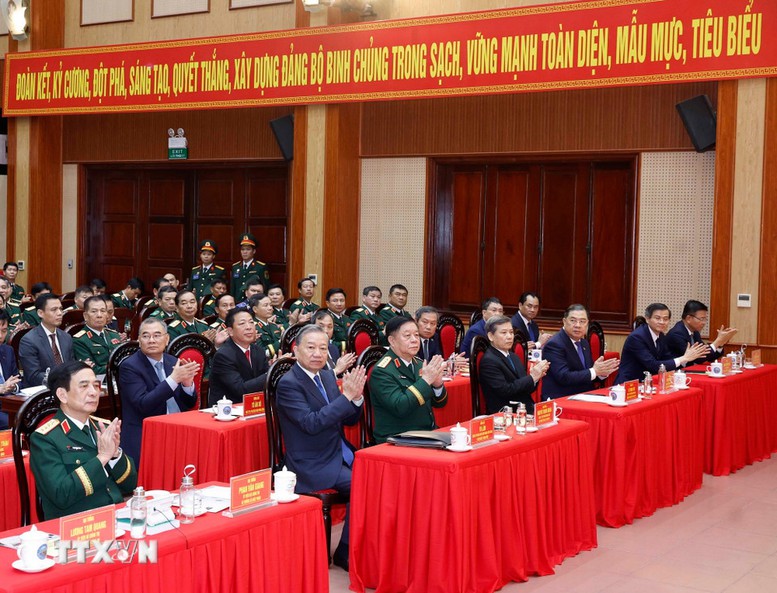 Tổng Bí thư Tô Lâm: Binh chủng Công binh tiếp tục phát huy truyền thống 'Mở đường thắng lợi'- Ảnh 2. Tổng Bí thư Tô Lâm: Binh chủng Công binh tiếp tục phát huy truyền thống 'Mở đường thắng lợi'- Ảnh 2.