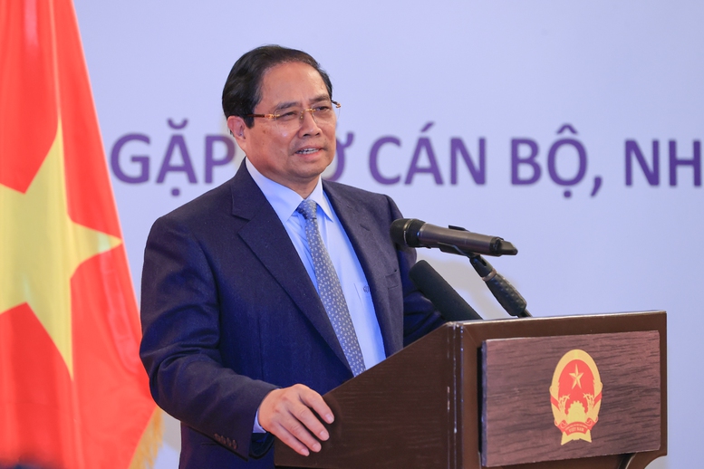 Thủ tướng Phạm Minh Chính gặp gỡ cán bộ, nhân viên Đại sứ quán và cộng đồng người Việt Nam tại Liên bang Nga- Ảnh 3.