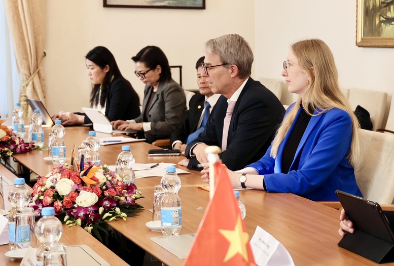 Khuyến khích Tập đoàn phần mềm doanh nghiệp lớn nhất thế giới hỗ trợ doanh nghiệp Việt vươn ra toàn cầu- Ảnh 4.