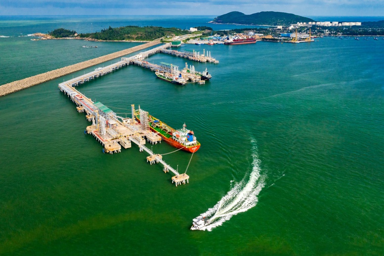 Quảng Ngãi: Bước ngoặt từ thủ phủ công nghiệp miền Trung sang phát triển đô thị, dịch vụ- Ảnh 5.