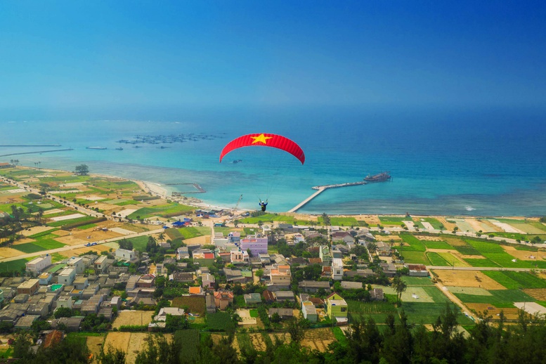 Quảng Ngãi: Bước ngoặt từ thủ phủ công nghiệp miền Trung sang phát triển đô thị, dịch vụ- Ảnh 6.