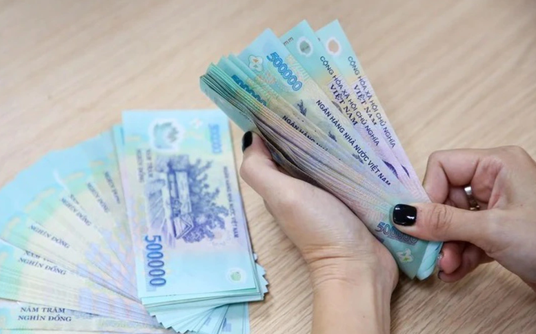 Xếp lương khi ký lại hợp đồng lao động sau sáp nhập