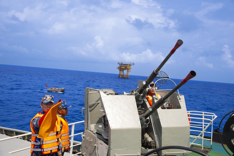 Quy định mới về thẩm quyền xử phạt vi phạm hành chính trên các vùng biển, đảo và thềm lục địa Việt Nam - Ảnh 1.