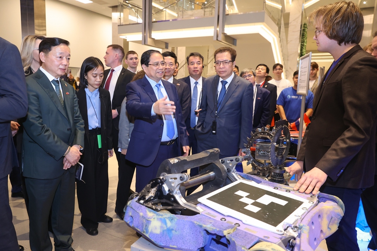 Thủ tướng Phạm Minh Chính tới thăm Đại học hàng đầu của Nga- Ảnh 6.