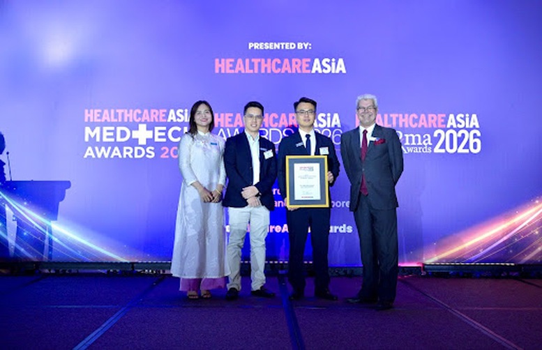 Long Châu tiếp tục là nhà thuốc Việt Nam duy nhất thắng giải thưởng lớn tại Healthcare Asia Pharma Award- Ảnh 1.