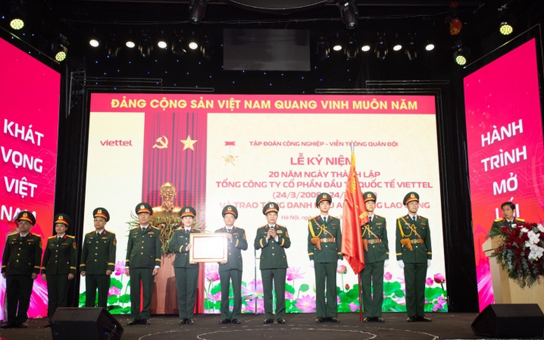 Viettel đánh dấu 20 năm kinh doanh toàn cầu thành công rực rỡ