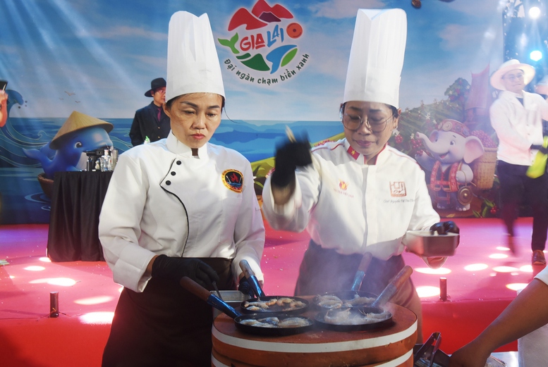 Trải nghiệm ẩm thực Gia Lai: Khi đại ngàn hòa nhịp cùng biển xanh- Ảnh 2.