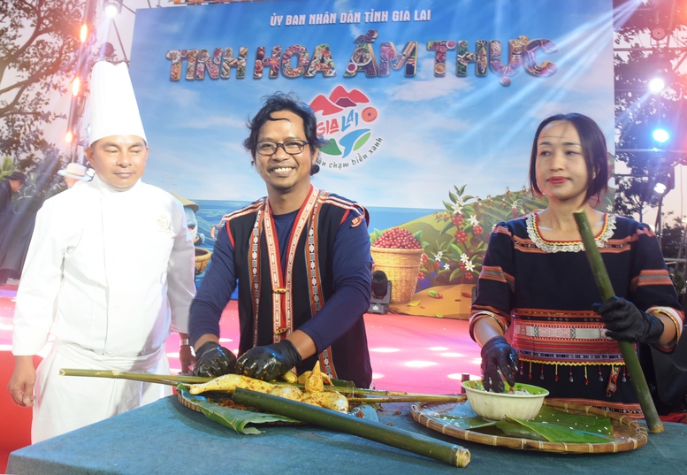 Trải nghiệm ẩm thực Gia Lai: Khi đại ngàn hòa nhịp cùng biển xanh- Ảnh 4.