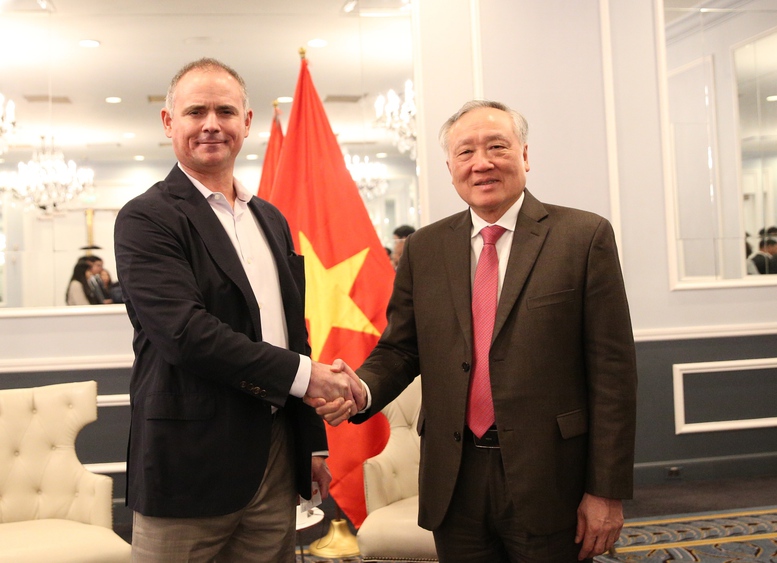 Phó Thủ tướng Thường trực Nguyễn Hòa Bình tiếp Bộ trưởng Tài chính bang California- Ảnh 5. Phó Thủ tướng Thường trực Nguyễn Hòa Bình tiếp Bộ trưởng Tài chính bang California- Ảnh 5.