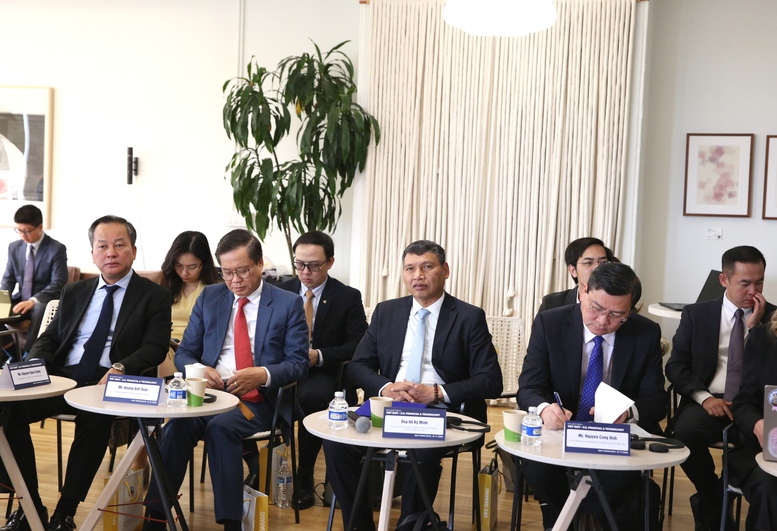 Áp dụng các chính sách ưu đãi vượt trội, bảo vệ quyền và lợi ích hợp pháp của các nhà đầu tư- Ảnh 7.