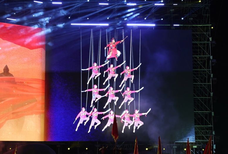 Khai mạc Năm Du lịch quốc gia - Gia Lai 2026: Đại ngàn chạm biển xanh- Ảnh 6.