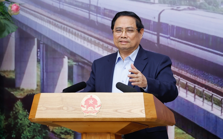 Thủ tướng: Tối ưu hóa hiệu quả các dự án và làm chủ công nghệ đường sắt