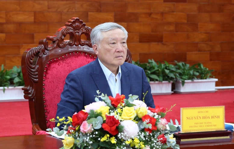 Phó Thủ tướng Thường trực Nguyễn Hòa Bình làm việc với tỉnh Lâm Đồng về việc tháo gỡ khó khăn, vướng mắc cho các dự án- Ảnh 3.