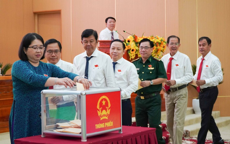 An Giang: Chủ tịch HĐND và Chủ tịch UBND tỉnh tái đắc cử