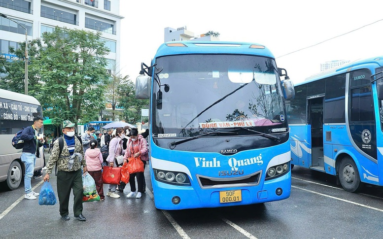 Giá vé xe khách tăng mạnh, Bộ Xây dựng lập đoàn kiểm tra tại nhiều địa phương