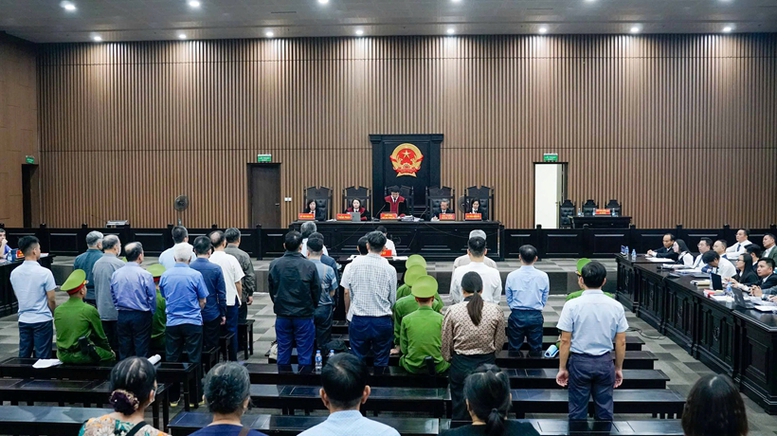 Xét xử sơ thẩm vụ án gây thiệt hại hơn 400 tỷ đồng xảy ra tại Bộ NN&PTNT (cũ)- Ảnh 1.
