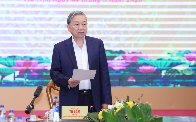 Tổng Bí thư: Công tác chính trị, tư tưởng phải thực sự đi trước, mở đường