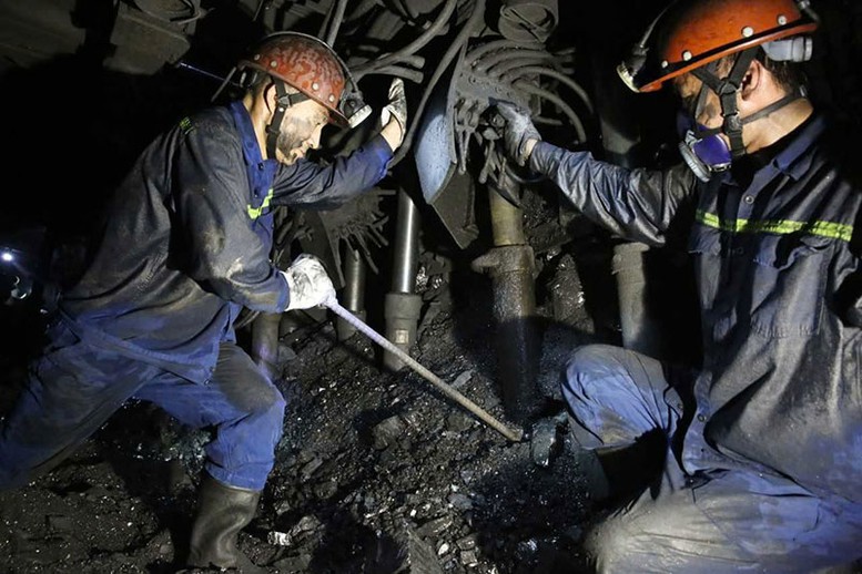 TKV sản xuất hơn 6 triệu tấn than trong 2 tháng đầu năm 2026 - Ảnh 1. TKV sản xuất hơn 6 triệu tấn than trong 2 tháng đầu năm 2026 - Ảnh 1.