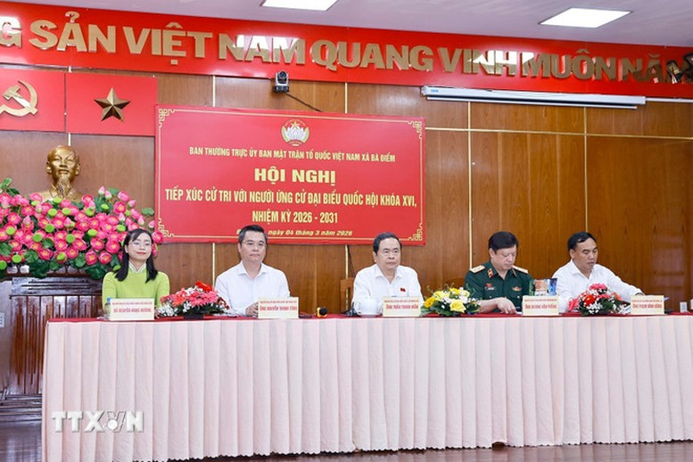 Chủ tịch Quốc hội Trần Thanh Mẫn dự Hội nghị tiếp xúc cử tri TPHCM- Ảnh 2.