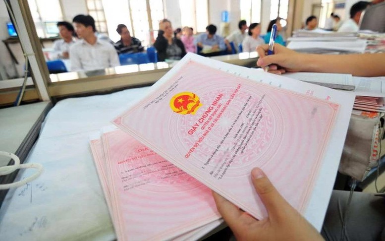 Đất giao trái thẩm quyền, chưa xây nhà có được cấp Giấy chứng nhận?