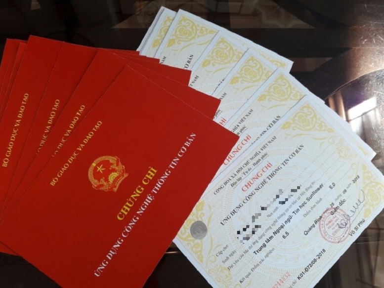 Nhiều điểm mới quy định về văn bằng, chứng chỉ của hệ thống giáo dục quốc dân- Ảnh 1. Nhiều điểm mới quy định về văn bằng, chứng chỉ của hệ thống giáo dục quốc dân- Ảnh 1.