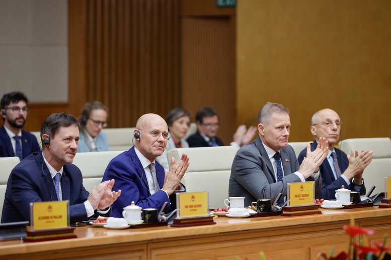 Thủ tướng Chính phủ Phạm Minh Chính tiếp các Đại sứ, Đại biện EU tại Việt Nam- Ảnh 3.